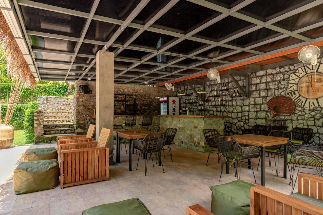 Alamanda Lovina Resort ภายนอก รูปภาพ